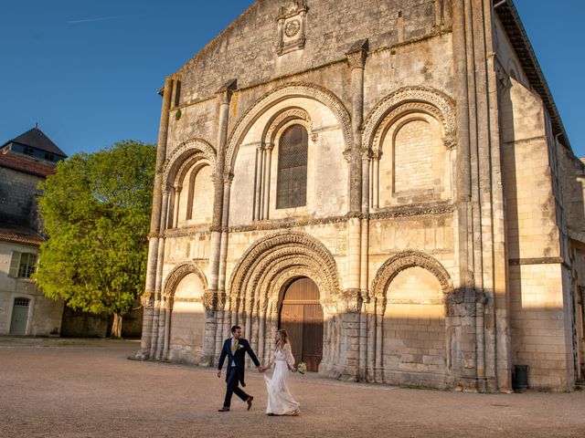 Le mariage de Marion et Thibault à Saintes, Charente Maritime 14