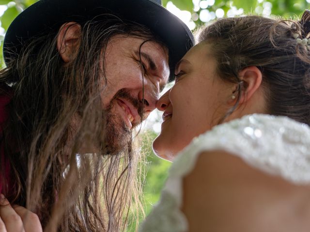 Le mariage de Loris et Louise à Saint-Laurent-les-Églises, Haute-Vienne 23