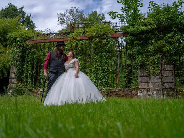 Le mariage de Loris et Louise à Saint-Laurent-les-Églises, Haute-Vienne 31