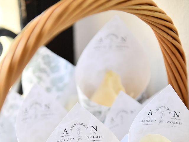 Le mariage de Arnaud et Noémie à Chamblay, Jura 4