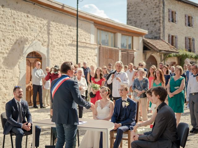 Le mariage de Vincent et Sarah à Saint-André-en-Royans, Isère 6