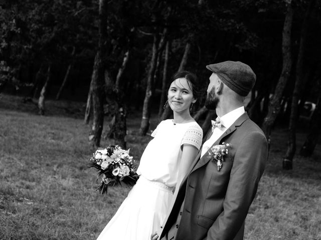 Le mariage de Vincent et Myriam à Vesc, Drôme 40