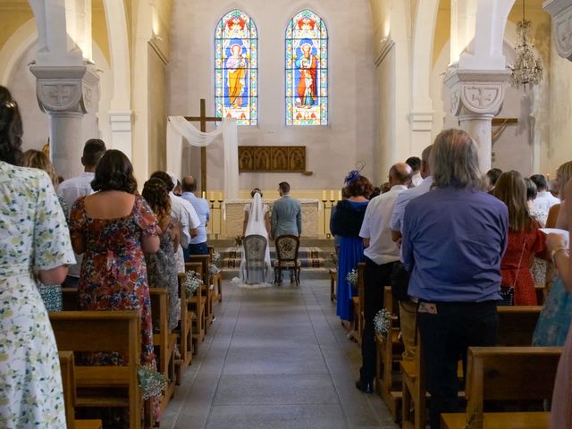 Le mariage de Nicolas et Gabrielle à Saint-Geoirs, Isère 20
