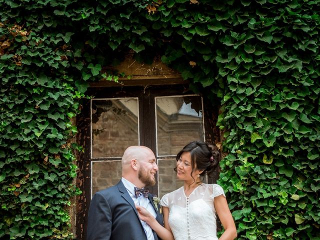 Le mariage de Olivier et Kimchi à Feurs, Loire 23