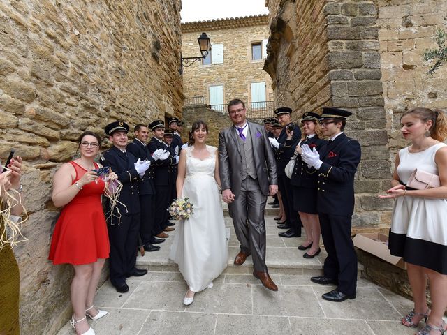 Le mariage de Alexis et Mélanie à Bouchet, Drôme 8