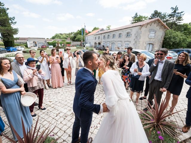 Le mariage de Pierre-Loup et Amandine à Gensac-la-Pallue, Charente 34