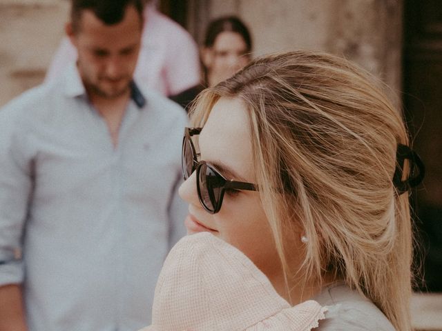 Le mariage de Oriane et Katia à La Réole, Gironde 32