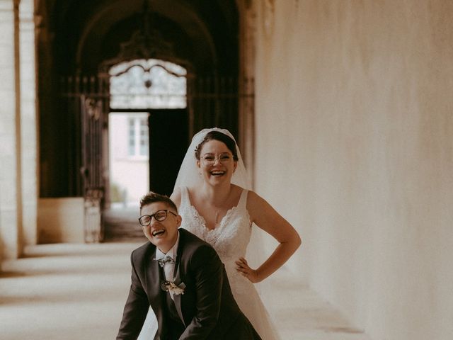 Le mariage de Oriane et Katia à La Réole, Gironde 70