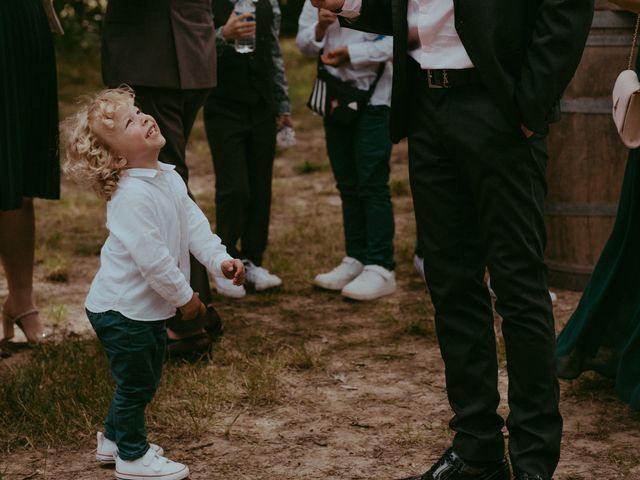 Le mariage de Oriane et Katia à La Réole, Gironde 90