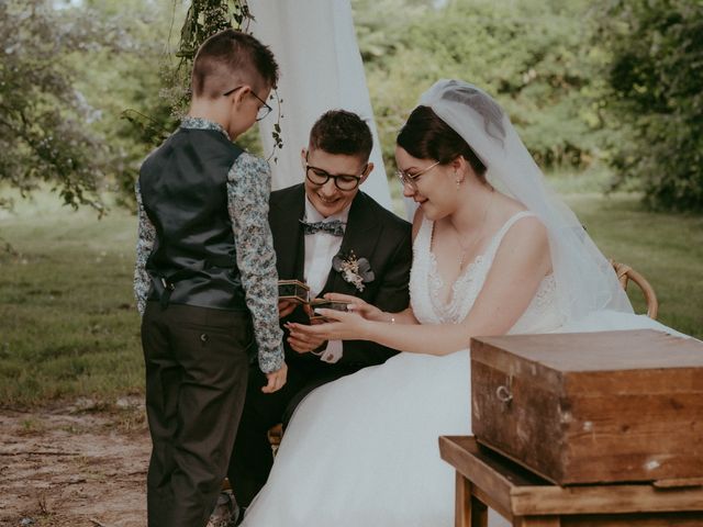 Le mariage de Oriane et Katia à La Réole, Gironde 109