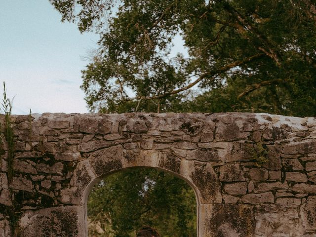 Le mariage de Oriane et Katia à La Réole, Gironde 127