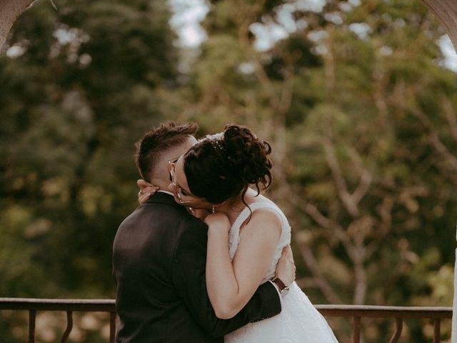Le mariage de Oriane et Katia à La Réole, Gironde 128