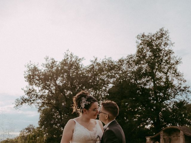 Le mariage de Oriane et Katia à La Réole, Gironde 131