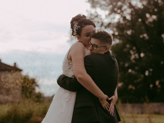 Le mariage de Oriane et Katia à La Réole, Gironde 136