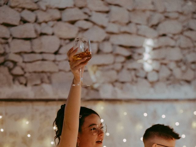 Le mariage de Oriane et Katia à La Réole, Gironde 156