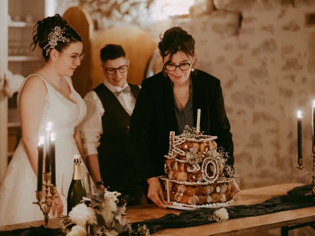 Le mariage de Oriane et Katia à La Réole, Gironde 166