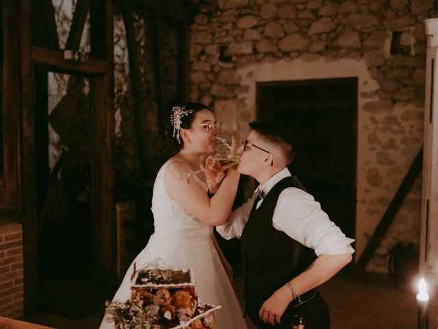 Le mariage de Oriane et Katia à La Réole, Gironde 171