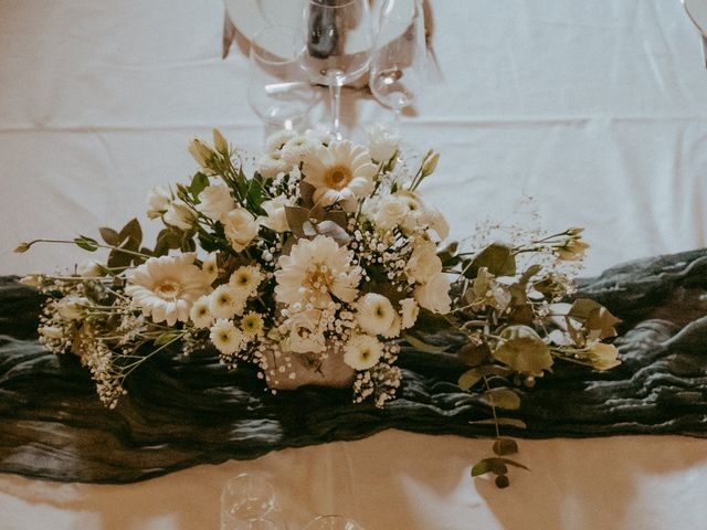 Le mariage de Oriane et Katia à La Réole, Gironde 184