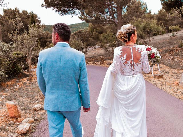 Le mariage de Sébastien et Christelle à Fabrègues, Hérault 6