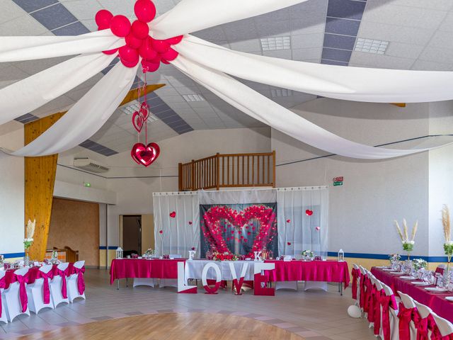 Le mariage de fabien et kelly à Saint-Jean-d&apos;Angély, Charente Maritime 9