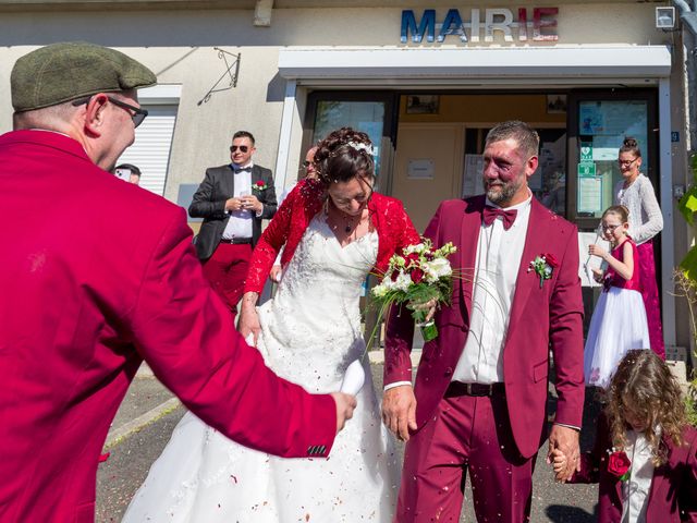 Le mariage de fabien et kelly à Saint-Jean-d&apos;Angély, Charente Maritime 16