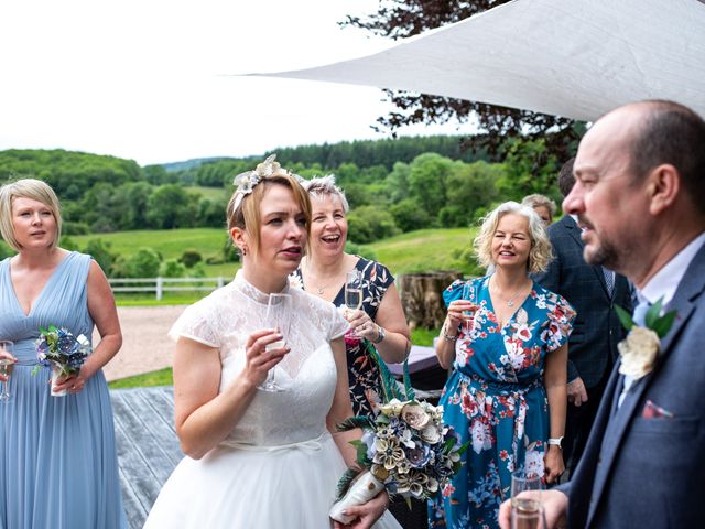 Le mariage de Edward et Lucy à Saint-Sulpice-le-Guérétois, Creuse 21