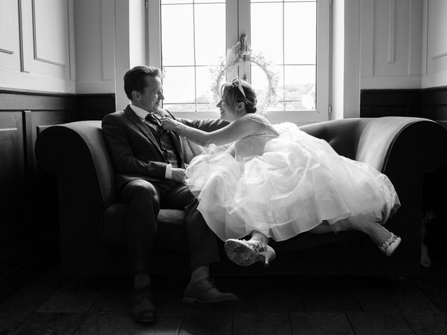 Le mariage de Edward et Lucy à Saint-Sulpice-le-Guérétois, Creuse 26