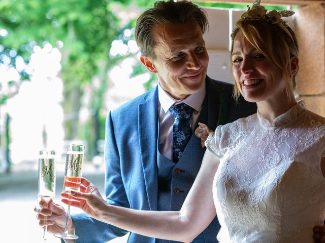 Le mariage de Edward et Lucy à Saint-Sulpice-le-Guérétois, Creuse 32
