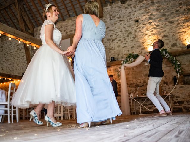 Le mariage de Edward et Lucy à Saint-Sulpice-le-Guérétois, Creuse 41