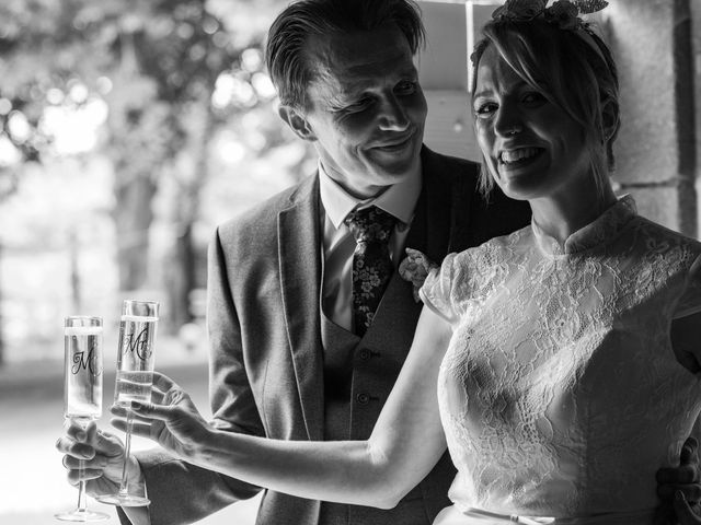 Le mariage de Edward et Lucy à Saint-Sulpice-le-Guérétois, Creuse 62
