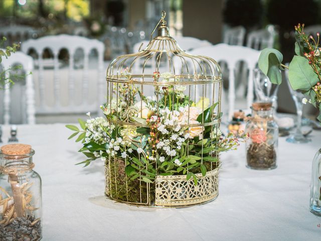 Le mariage de Imène et Matthias à Saint-Hilaire-de-Brethmas, Gard 16