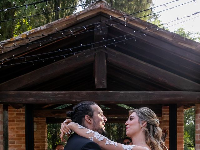 Le mariage de Enes et Wesley à Ivry-sur-Seine, Val-de-Marne 10