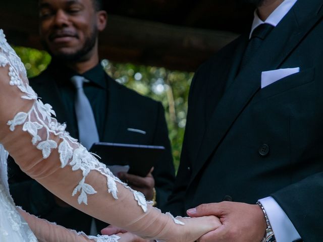 Le mariage de Enes et Wesley à Ivry-sur-Seine, Val-de-Marne 16