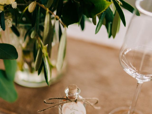 Le mariage de Ayoub et Sara à Sauternes, Gironde 20