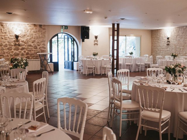 Le mariage de Nicolas et Kelly à Grambois, Vaucluse 51
