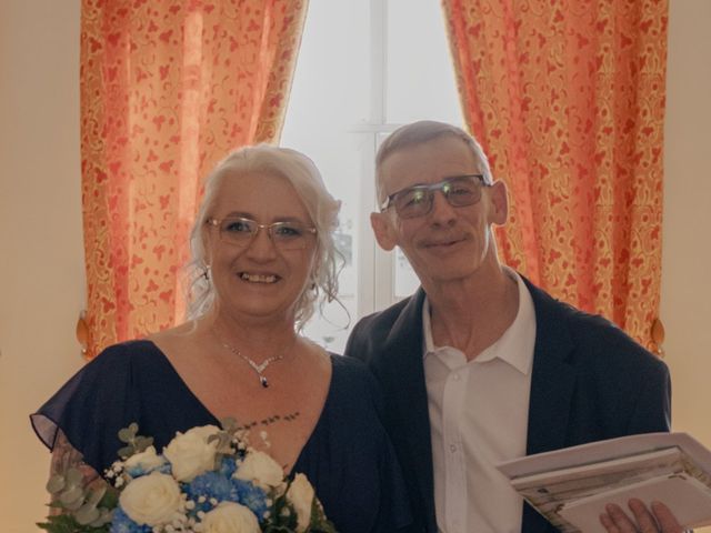 Le mariage de Kati et Hervé à Signy-l'Abbaye, Ardennes 16
