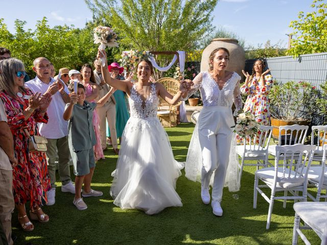 Le mariage de Laury et Charlotte à Peypin, Bouches-du-Rhône 11