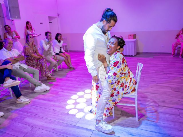 Le mariage de Laury et Charlotte à Peypin, Bouches-du-Rhône 20