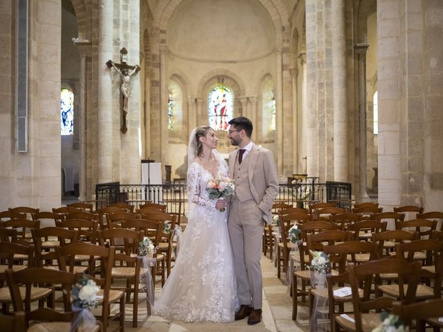 Le mariage de Félix et Victoria à Saint-Amand-Montrond, Cher 27
