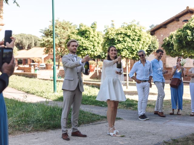 Le mariage de Christophe et Camille à Solomiac, Gers 12