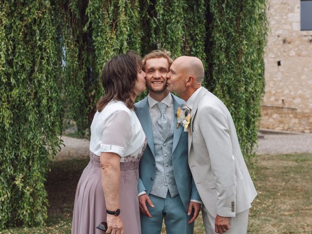 Le mariage de Christophe et Camille à Solomiac, Gers 111