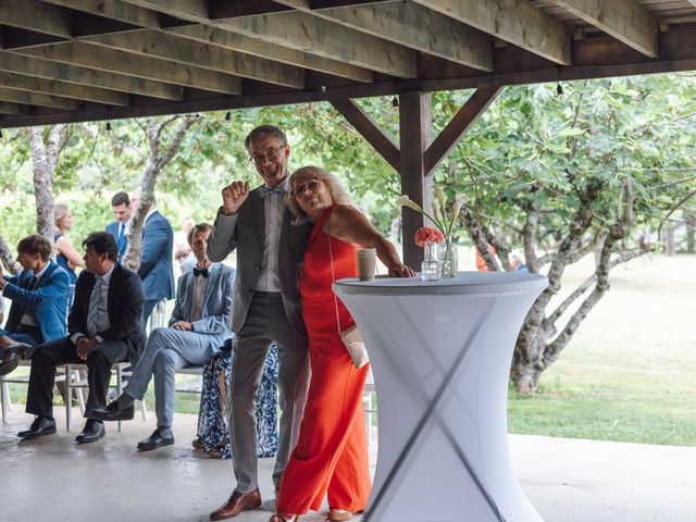 Le mariage de Christophe et Camille à Solomiac, Gers 129