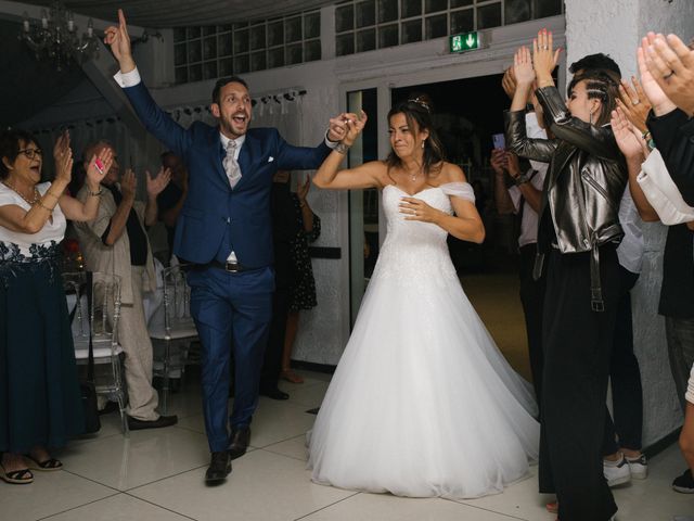 Le mariage de Fabienne et Laurent à Cuges-les-Pins, Bouches-du-Rhône 37