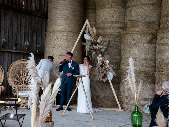 Le mariage de Damien et Amélie à Saint-Georges-de-Mons, Puy-de-Dôme 20