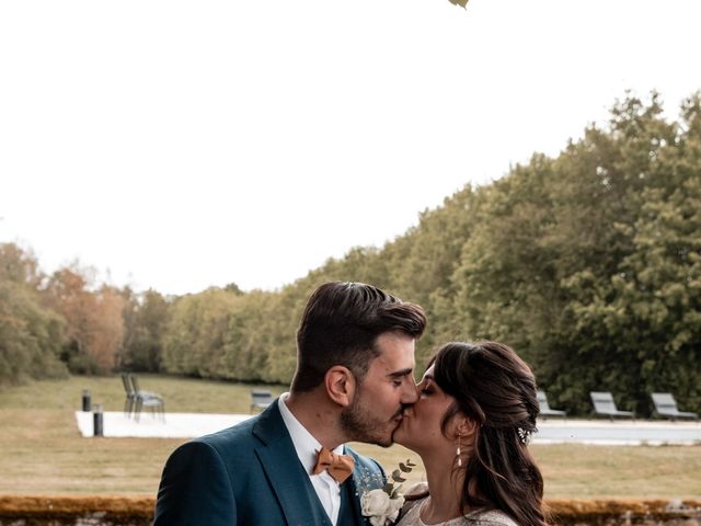 Le mariage de Adrien et Caroline à Les Écrennes, Seine-et-Marne 86