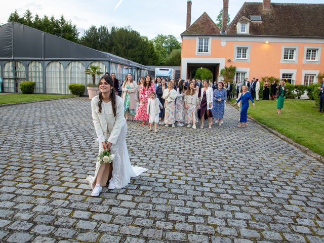Le mariage de Adrien et Caroline à Les Écrennes, Seine-et-Marne 127