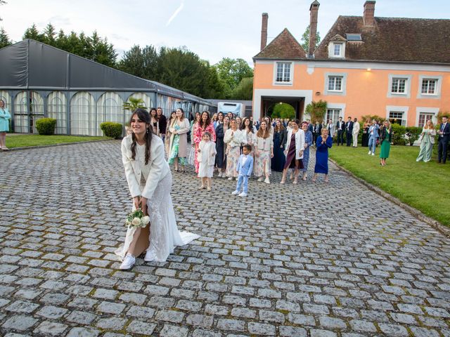 Le mariage de Adrien et Caroline à Les Écrennes, Seine-et-Marne 128