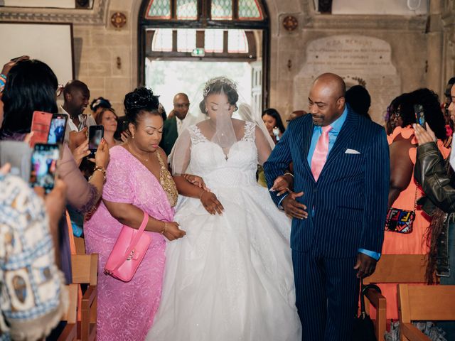 Le mariage de Habib et Flore à Ris-Orangis, Essonne 10