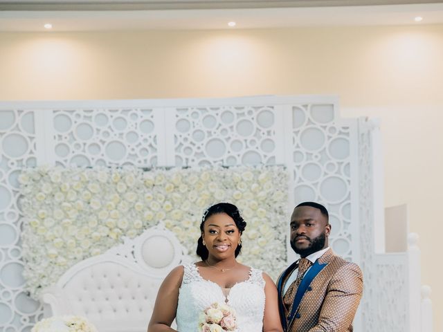 Le mariage de Habib et Flore à Ris-Orangis, Essonne 23