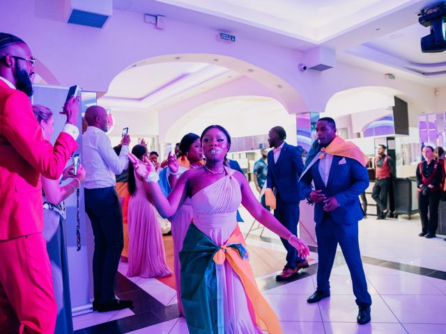 Le mariage de Habib et Flore à Ris-Orangis, Essonne 35